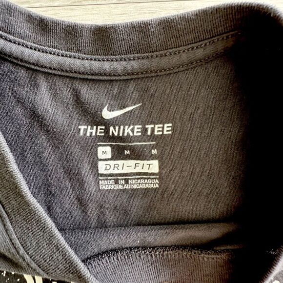 Nike DriFit UCF Knight Nation Short Sleeve T-Shirt Black/Gold M EUC - Picture 4 of 5